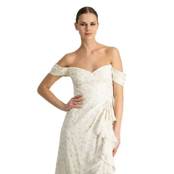 ML MONIQUE LHUILLIER Women's Off-the-Shoulder Metallic Chiffon Gown Beige 4 NWT